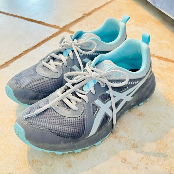 ASICS Women’s Running Shoes - Size 10.5 US - Picture 5 of 11